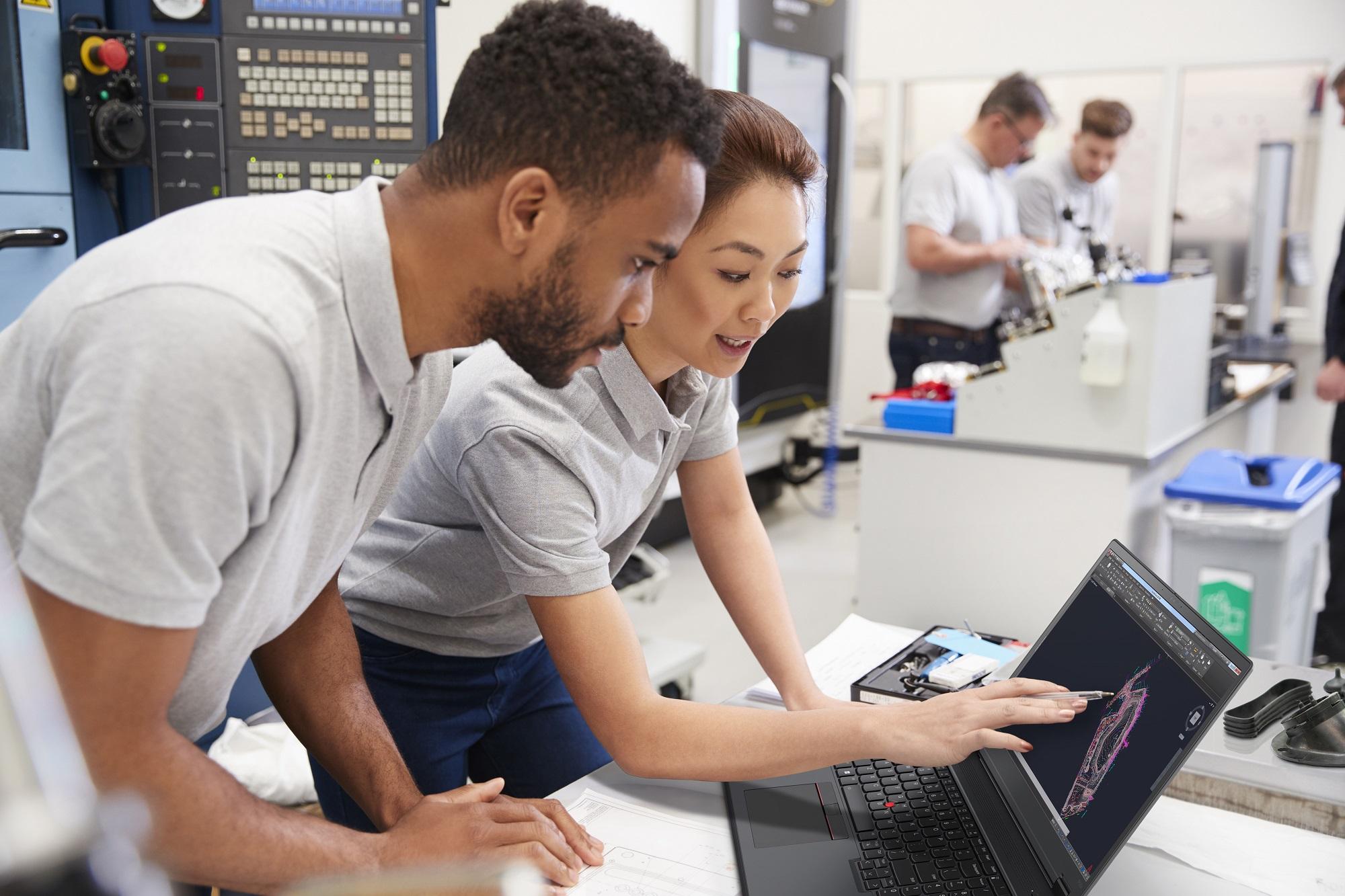 Lenovo’s latest workstations and Windows 11 boost productivity across industries 5 01 ThinkPad P16v i Gen 1 Lifestyle Image Education